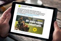 Die Grünen bewerben ihren „echten Zukunftsplan“ mit einer Rikscha