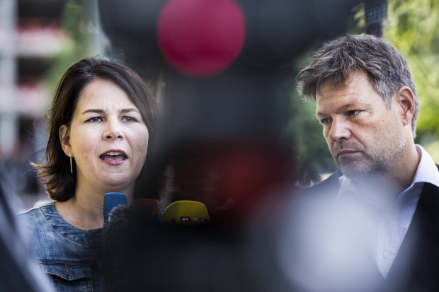 Mit Umfragen Stimmung machen statt aufklären: demoskopische Pegelstände der Grünen