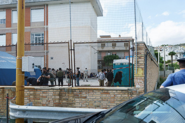 Italien und Griechenland schicken Migranten nach Deutschland weiter  – wie gewollt