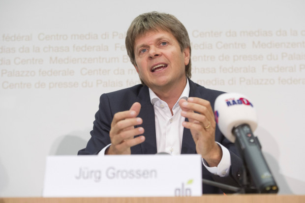 „Sie könnten Sticker tragen“: Schweizer Grüne fordern Kennzeichnung von Ungeimpften