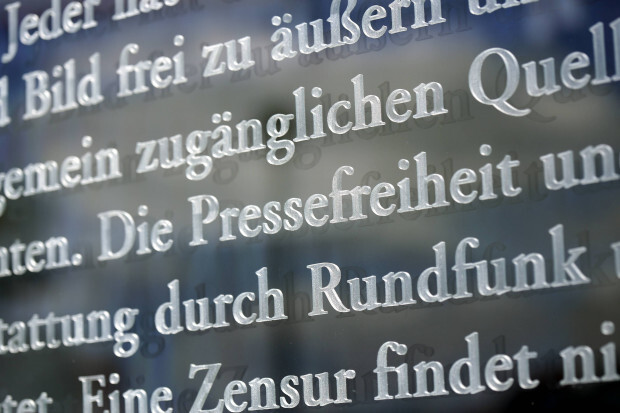 „Fakten sind nur Meinungen …“