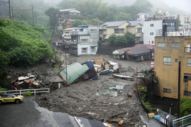 Regen, Erdrutsch und Naturgewalten in Japan