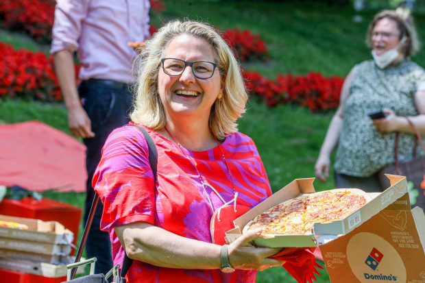 Operation Abendsonne: Bundesumweltministerin Svenja Schulze befördert am meisten