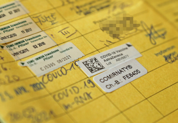 Stiko empfiehlt Corona-Impfung für 12- bis 17-Jährige