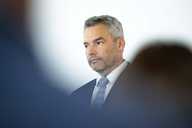 Afghanistan: Nehammer fordert »Abschiebezentren« vor Ort, Johansson mehr direkte Übersiedlungen