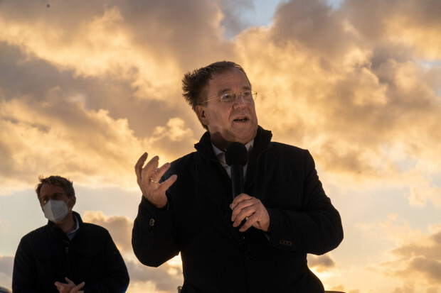 Aus der CDU ertönt: Laschet soll einem anderen Kandidaten Platz machen