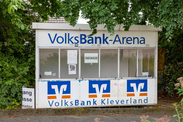 Kleine Banken unter Druck: „Ertragslage hat sich seit Corona nochmals verschlechtert“