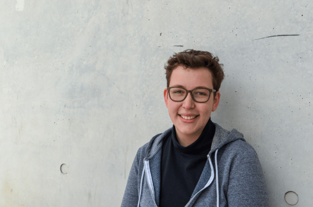 Bundestagskandidatin der Grünen gesteht Beschädigung von CDU-Plakaten