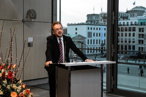„Zeitlebens geimpft mit Grundrechten“ – Heribert Prantl kritisiert Impfzwang-Pläne scharf