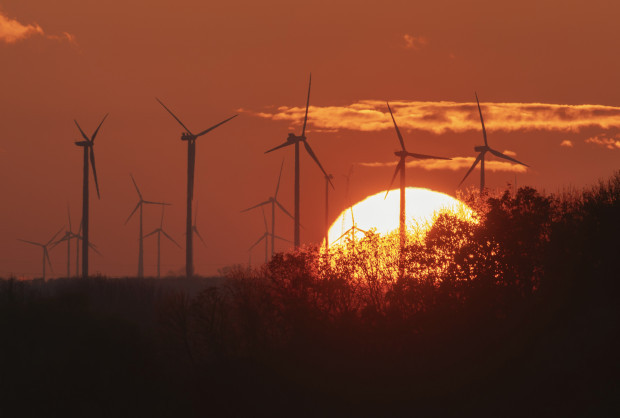 Flaute treibt Energiepreis auf Rekordhöhe
