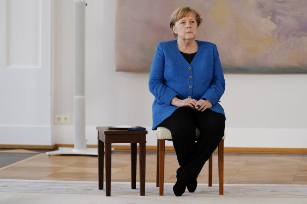 Wie Merkel „oben“ bleiben kann