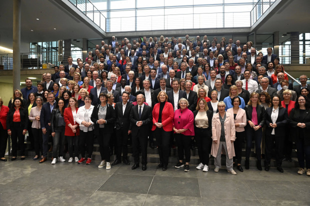 Die neue SPD-Bundestagsfraktion beendet die Pandemie