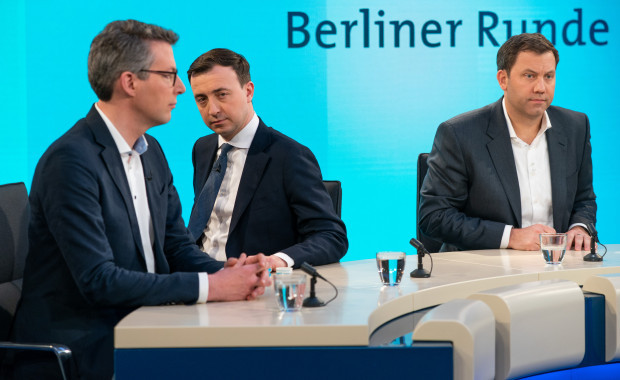 Von Generalsekretären und ihren politischen Legenden