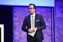 „Bis an den Rand der Erpressung“ – Liefers spricht sich gegen Impfzwang aus