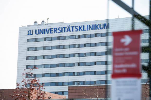 Uniklinik Frankfurt: Ungeimpfte dürfen Angehörige nicht mehr besuchen