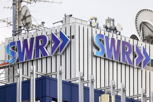 SWR entlässt Journalisten nach kritischen Äußerungen über Öffentlich-Rechtliche