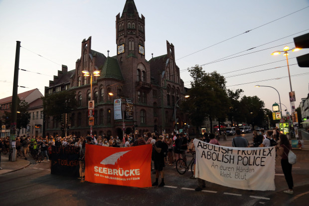 Potsdam: Die Politik fördert Aktivisten gegen Polizei