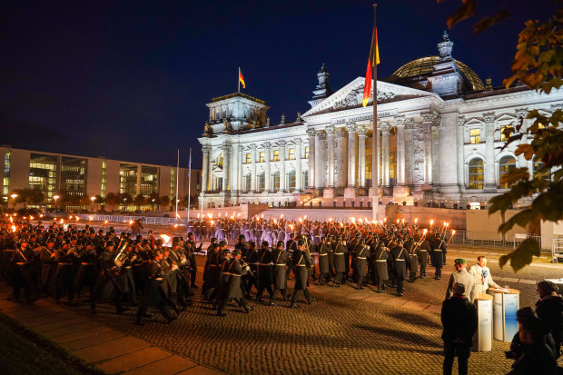 Angemessen und doch ein scheinheiliger Akt der Heuchelei