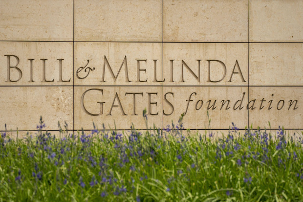 Corona-Experten wie Eckart von Hirschhausen im Interessenkonflikt