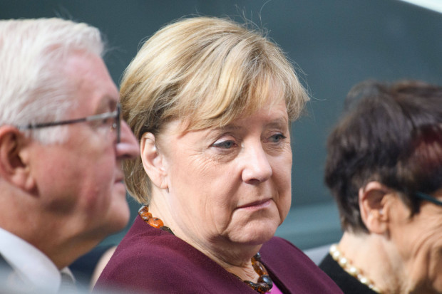 Merkel kündigt an: „Es wird starke Einschränkungen für Ungeimpfte geben“ – härter als 2G