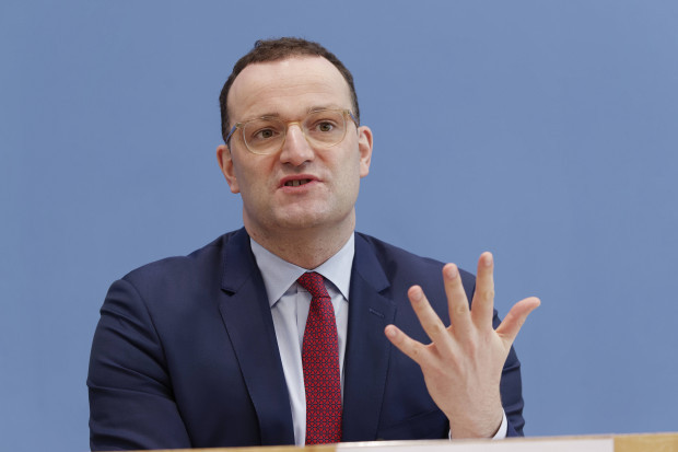 Gesundheitsminister beschließen: Dritte Spritze für alle und 2G für viele