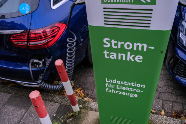 Die Elektromobilität ist auf dem Vormarsch – der Gesamtmarkt stagniert