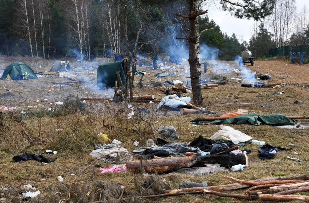 Weißrussland zieht Migranten aus Kuźnica ab – Polen bekommen britische Unterstützung