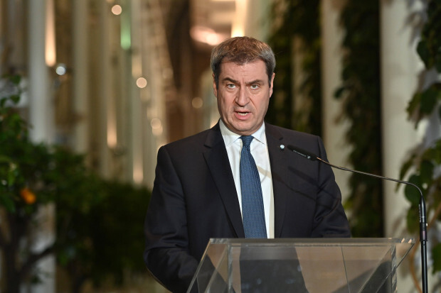 Söder glaubt, „dass wir am Ende um eine allgemeine Impfpflicht nicht herumkommen werden“