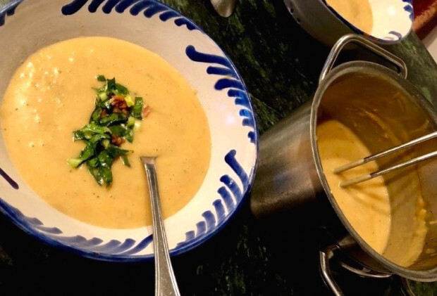 Larouettes Kochvergnügen: Deutsche Kartoffelsuppe