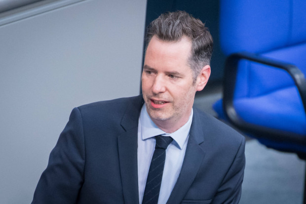 FDP-Fraktionschef Dürr: „am 20. März sollte Deutschland zur Normalität zurückkehren“