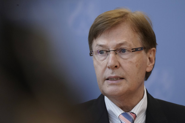 NRW-Justizminister fordert Berufsverbot für Ungeimpfte