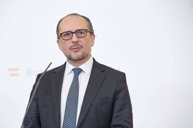 Österreichs Kanzler Schallenberg stellt sein Amt zur Verfügung