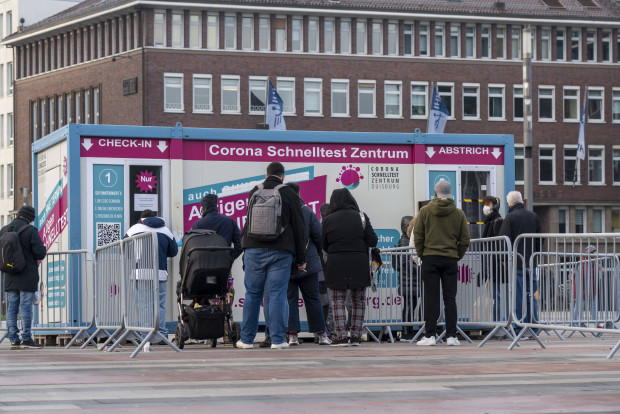 Lauterbach will bundesweit Testpflicht für „Geboosterte“ aufheben