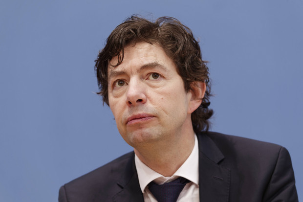 Wissenschaftler hielten Labortheorie für wahrscheinlich – und verschwiegen es