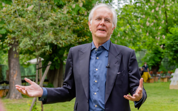 Harald Schmidt erträgt Lauterbachs „rheinischen Jammersound“ nicht mehr