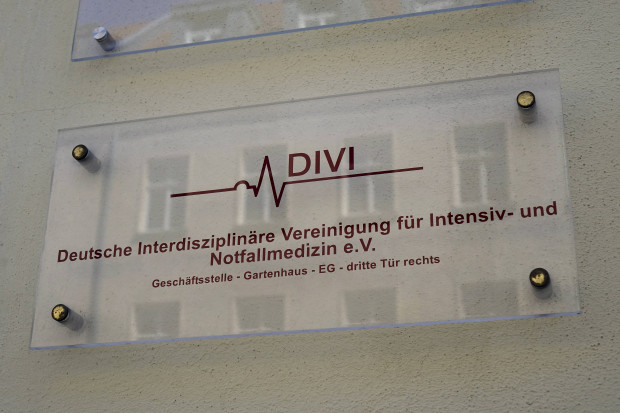 Die DIVI-Zahlen über die ungeimpfte Mehrheit unter COVID-19-Fällen auf Intensivstationen