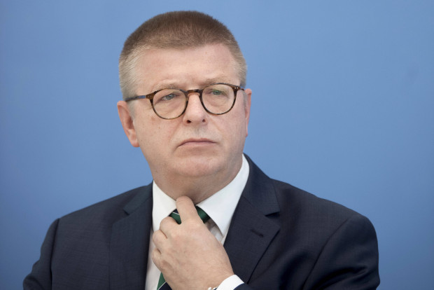 Wie Haldenwang den Verfassungsschutz zum Staats- und Politikerschutz umdeutet