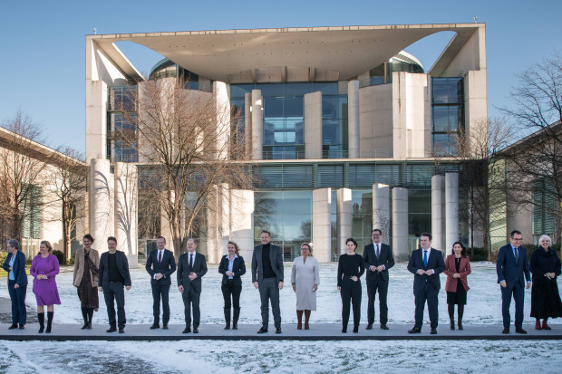 Lachen oder Weinen – die Ampel als emotionale Herausforderung