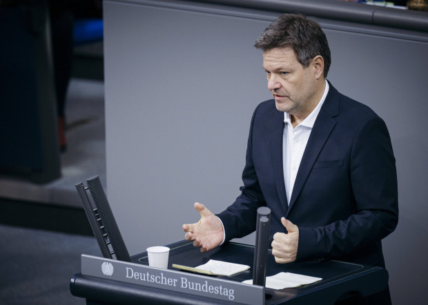 Habecks Jahreswirtschaftsbericht: Klimaschutz mit einem Unterkapitel Wirtschaft