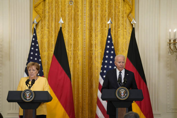 Das historische Versagen von Biden, Obama und Merkel machte Putin die Bahn erst frei