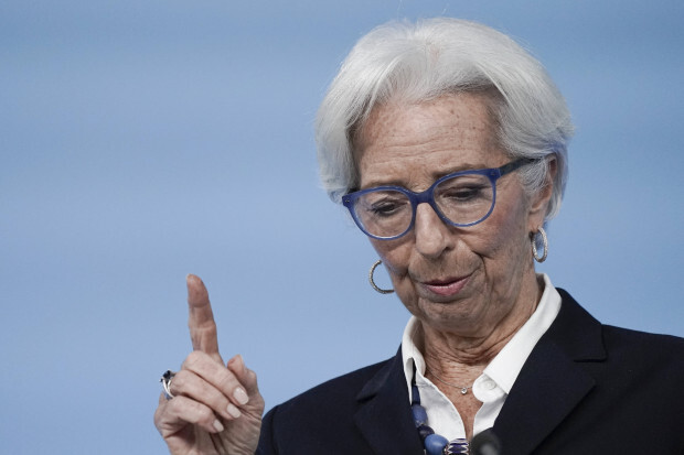 Die Kritiker der EZB irren – noch! Jetzt müssen die Zinsen angehoben werden