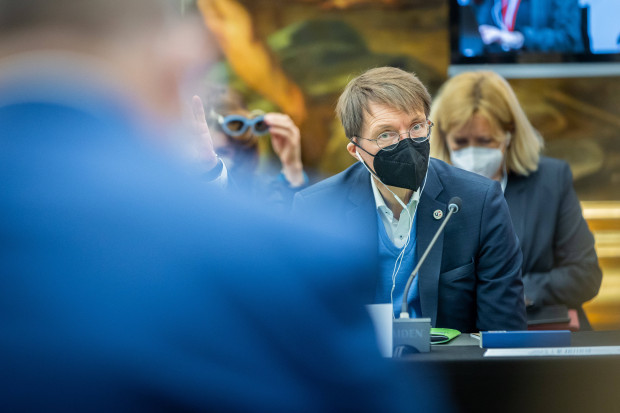 Zu Risiken und Nebenwirkungen: Fragen Sie keinen Politiker