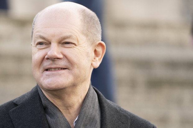 SPD-Beschlussvorlage: 2G entfällt, medizinische Impfpflicht „nicht sofort flächendeckend“