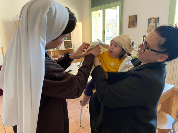 Mit „Marieles Lächeln“ die Not der Geflüchteten bekämpfen