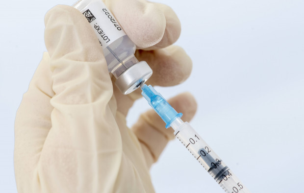 Krankenkassen-Daten zeigen: Mehr Arbeitsausfälle durch Impfnebenwirkungen als durch Corona