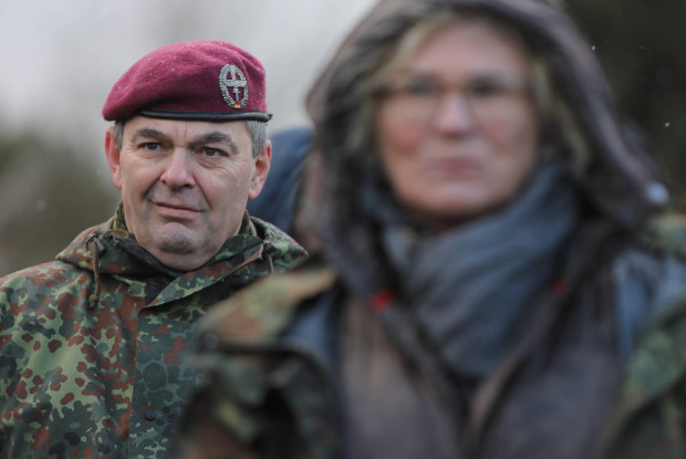 Die Bundeswehr „steht mehr oder weniger blank da“