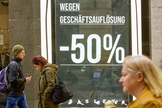 Ein Drittel der Deutschen kommt nicht mit ihrem Einkommen aus