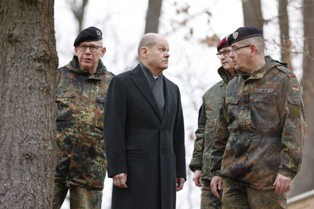 Alles Militärexperten – oder was?