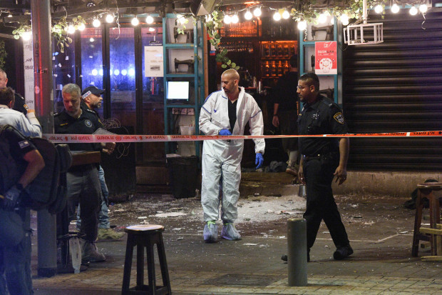 Blutiger Terror im Herzen von Tel Aviv – Palästinenserführer jubeln und verharmlosen