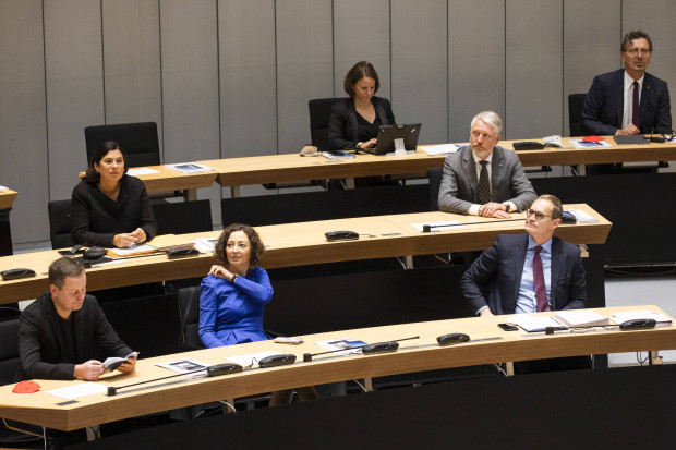 In Berlin funktioniert nichts – nur die Selbstbedienung